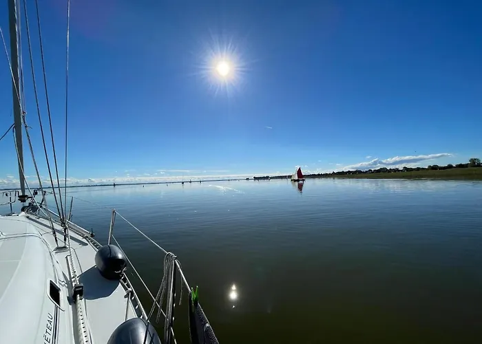 Hausboot Paula Im Stadthafen In *